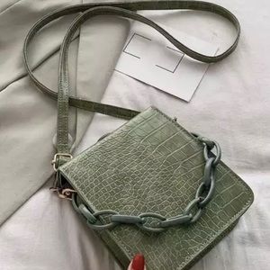 Green Alligator Pattern Handbag